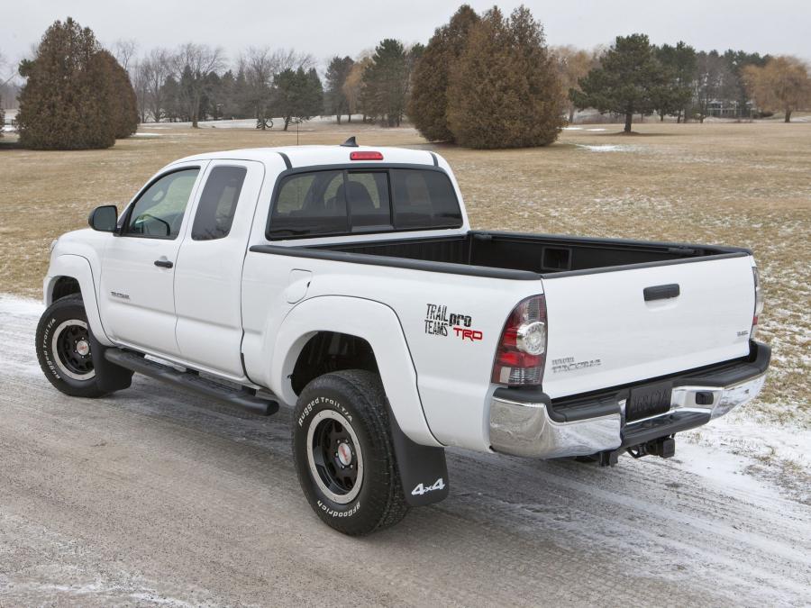  Toyota Tacoma Access Cab by TRD 2012 года  (фото 2 из 13)